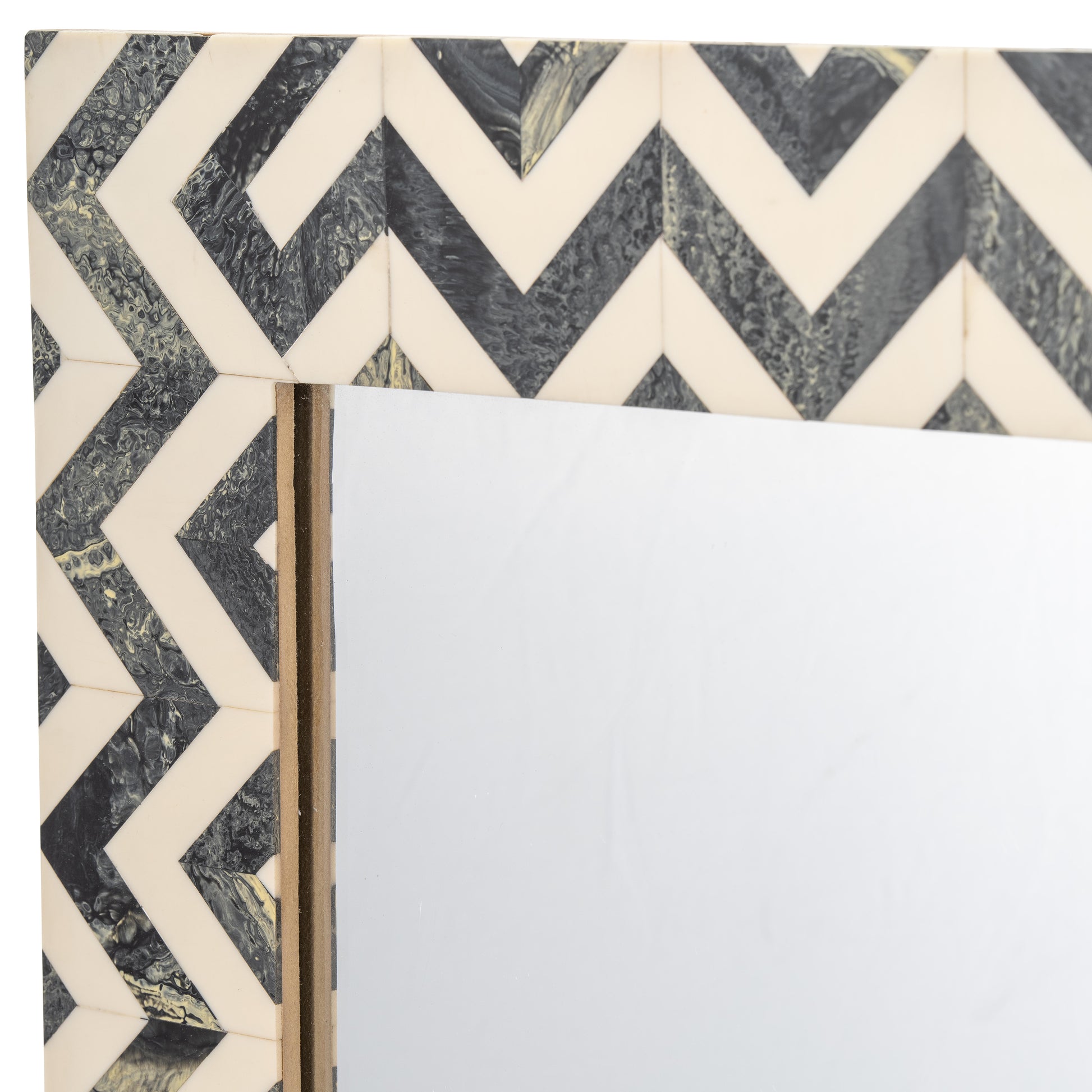 Resin 24x36 Chevron Rect Mirror Gray/wht - Elite Maison