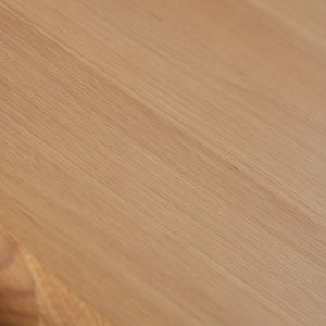 Campbell Round Pedestal Cocktail Table