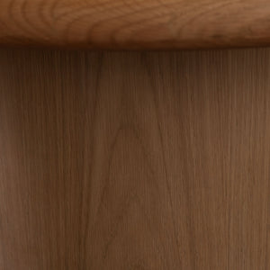 Campbell Round Pedestal Cocktail Table