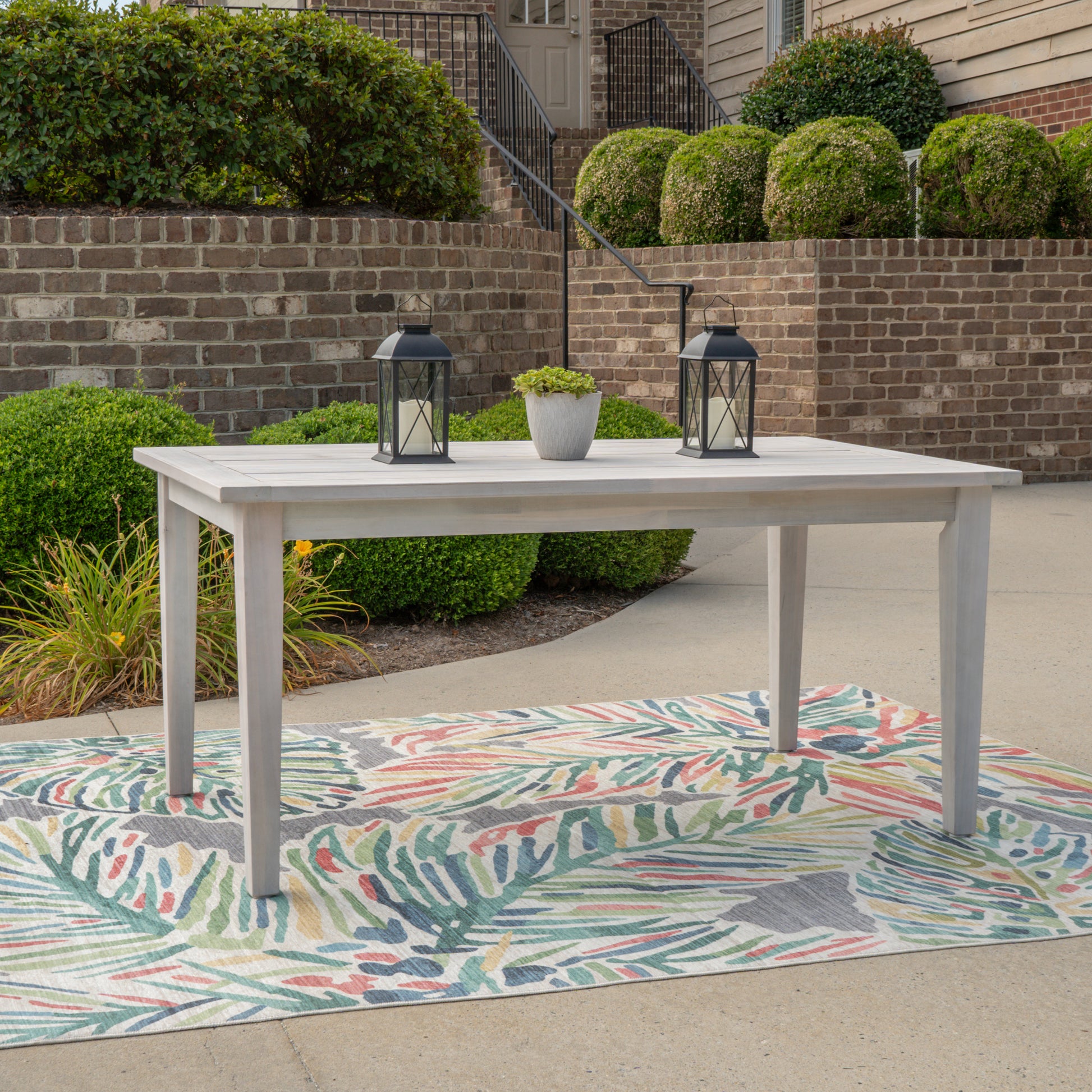 Svana Natural Dining Table